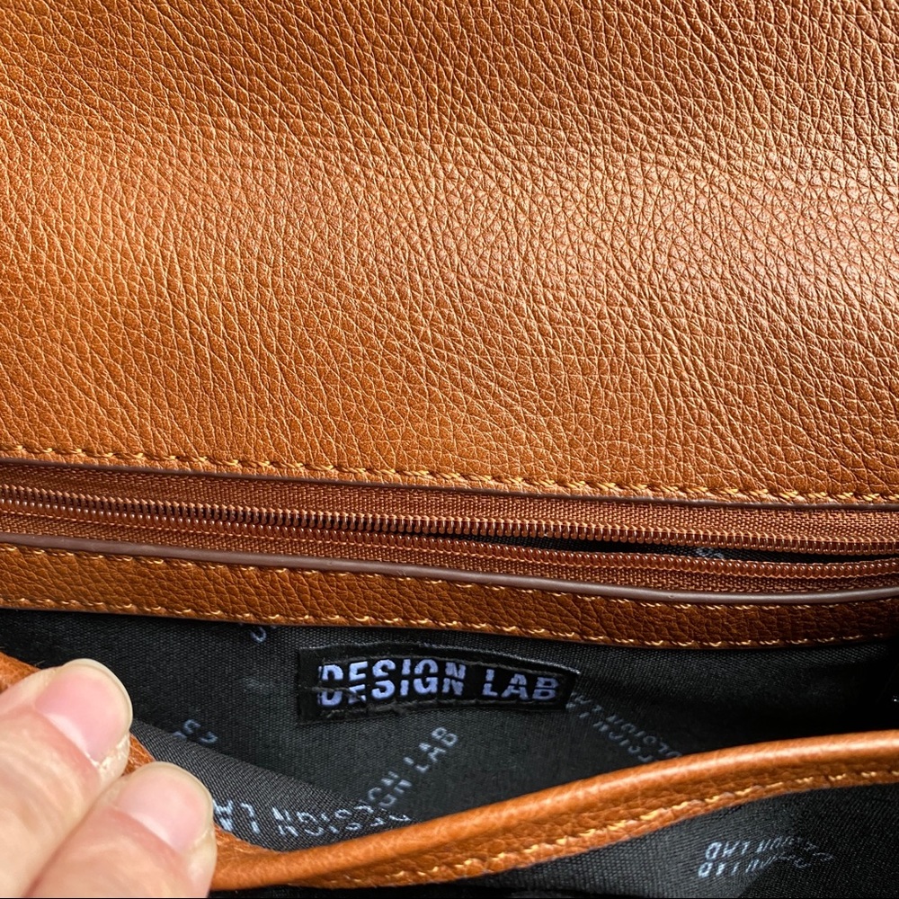 Design Lab Crossbody Bag - Picture 6 of 10